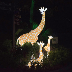 Manufacturers outdoor scenic spot garden decoration community landscape animal ornament road glow fiberglass giraffe sculpture FRP glowing giraffe 112*50*265cm